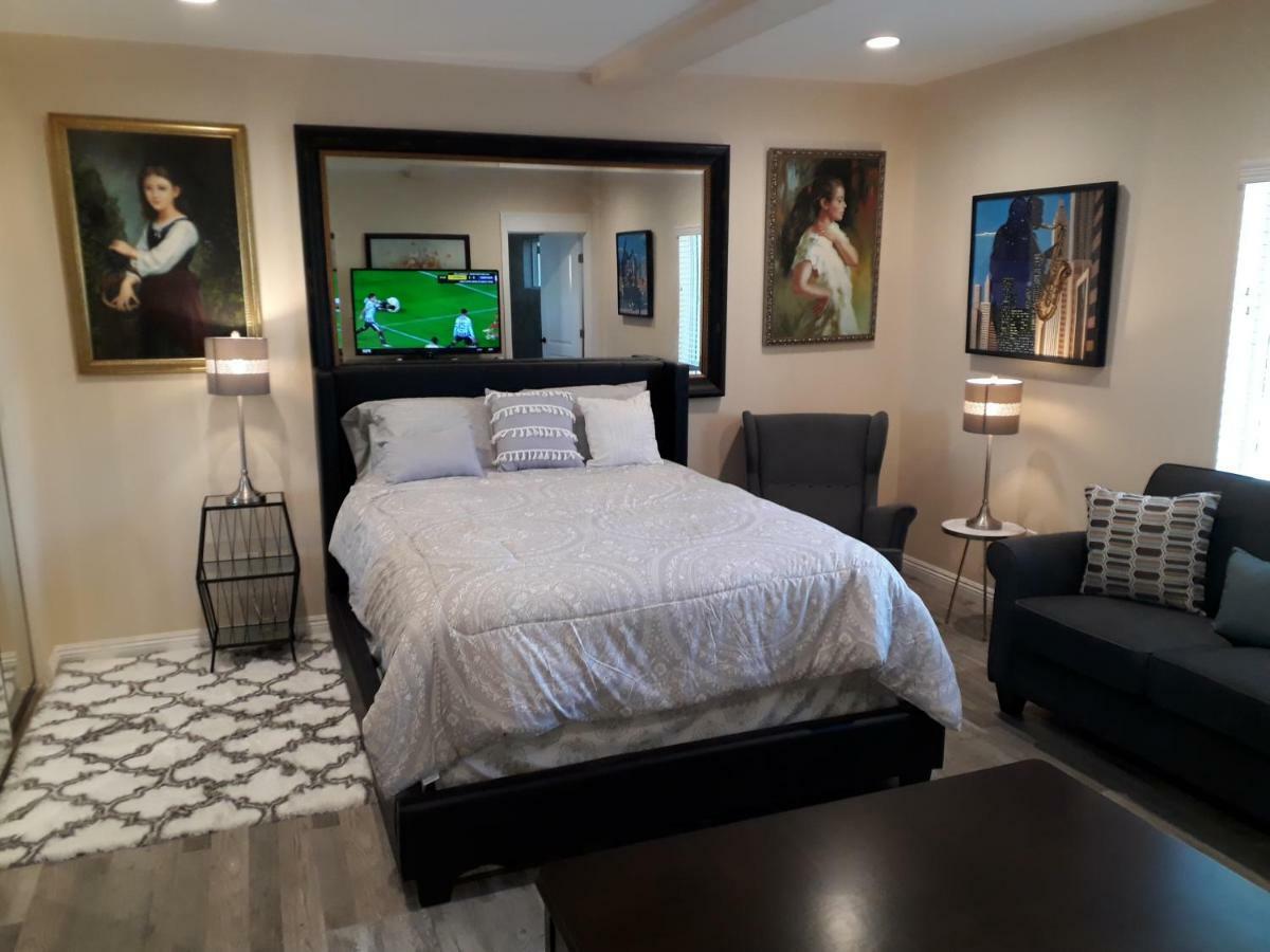 Comfortable Luxury Studio Los Angeles Exterior photo